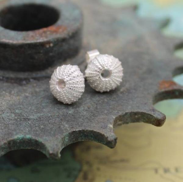 - a , silver Jewellery by Fay Page, measuring 1 x 1 cm (H x W) £91